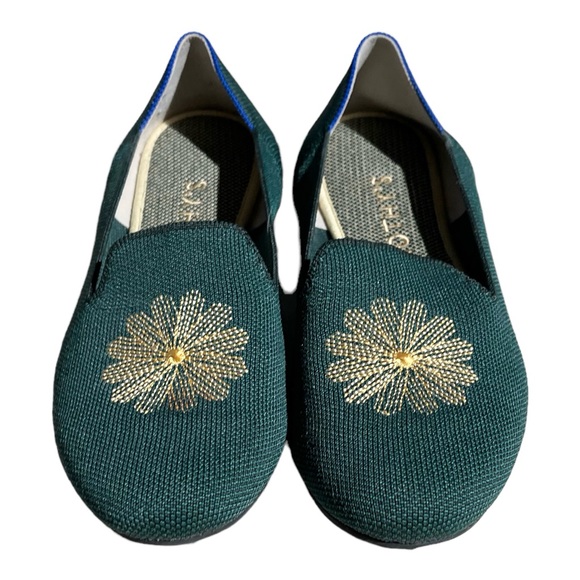 Rothy’s The Loafer Holiday Evergreen Sunburst Gold Flower RARE - Picture 2 of 6